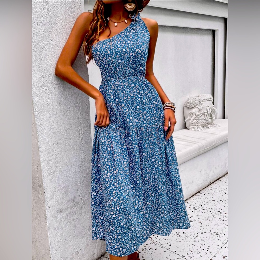 One Shoulder tie  Summer Dress in Blue with floral, XL Polyester